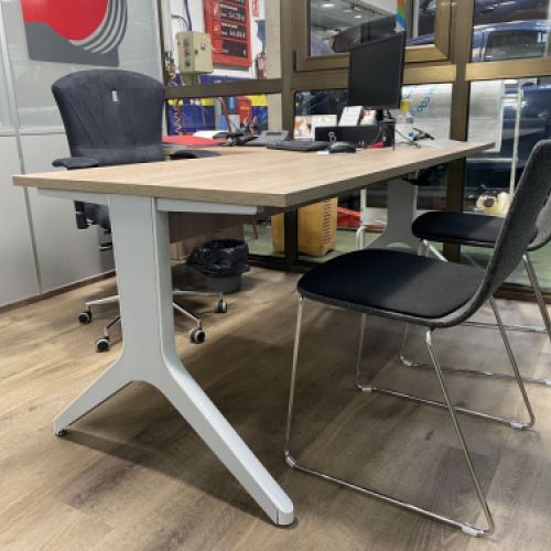 Despacho taller mecánico.5